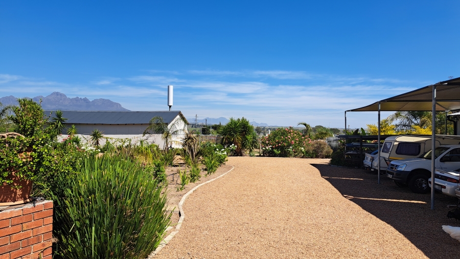 6 Bedroom Property for Sale in Stellenbosch Farms Western Cape